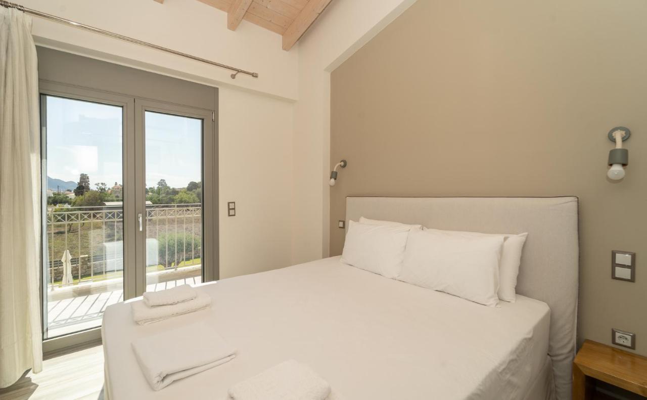 Carlos Mansion Luxury Suites Methoni  Exterior photo